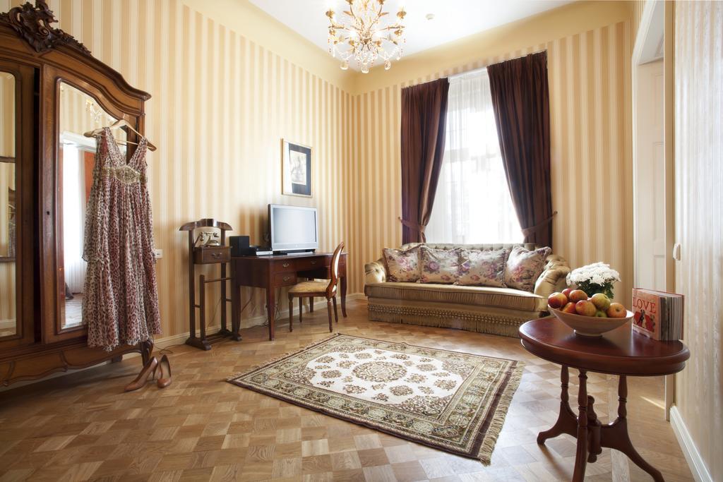 Malpils Manor Hotel Kamer foto